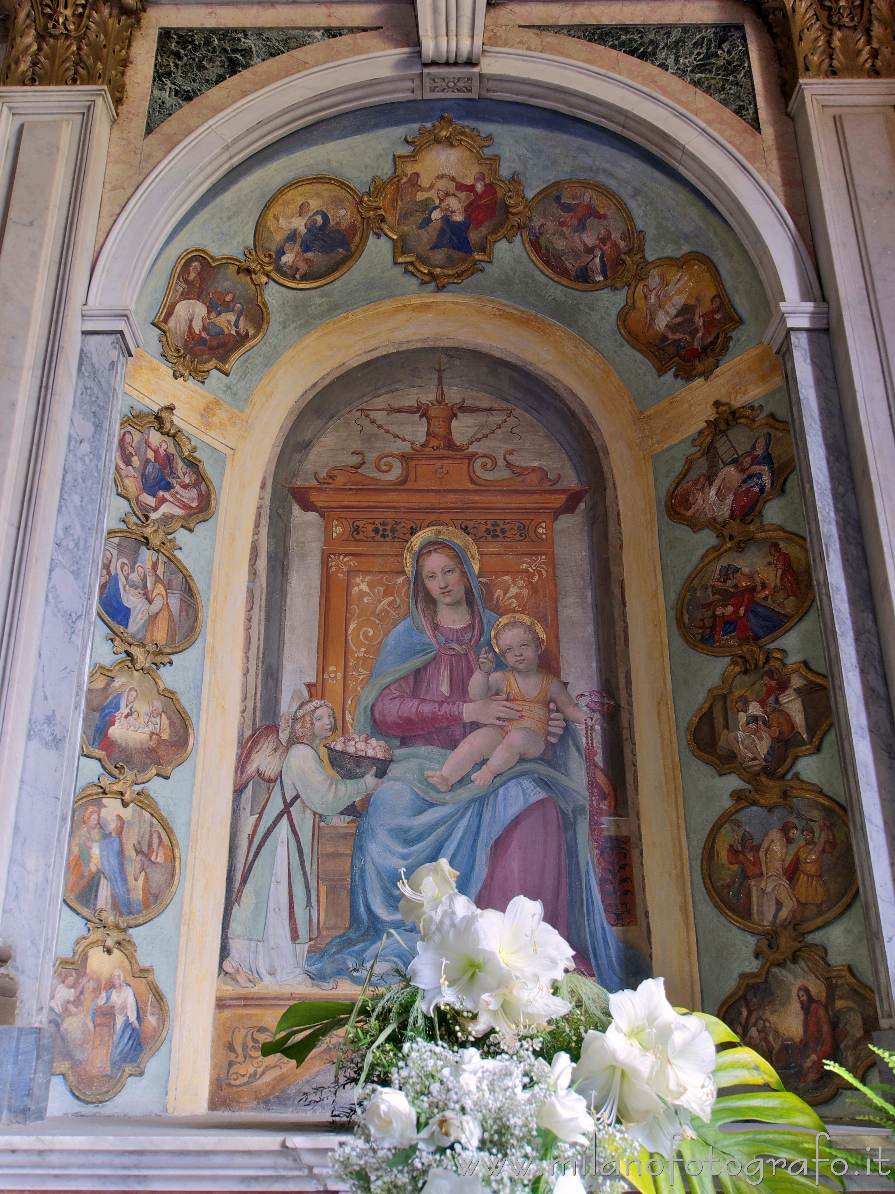 Trezzano sul Naviglio (Milan, Italy) - Virgin with child by Bernardino Luini in the Church of Sant'Ambrogio